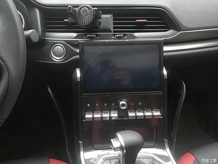 走吧,哈弗h4跟我回家,一起去旅行