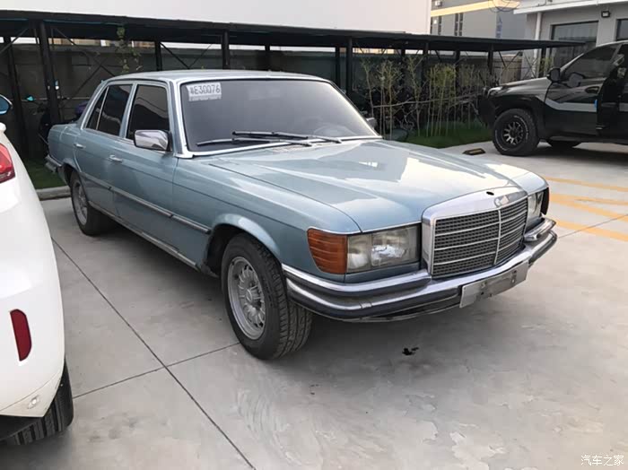 1976年奔驰w116老爷车准备改装气动避震