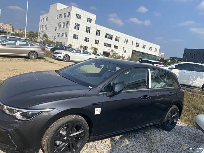 终于等到你,高尔夫8代r-line锰石黑!