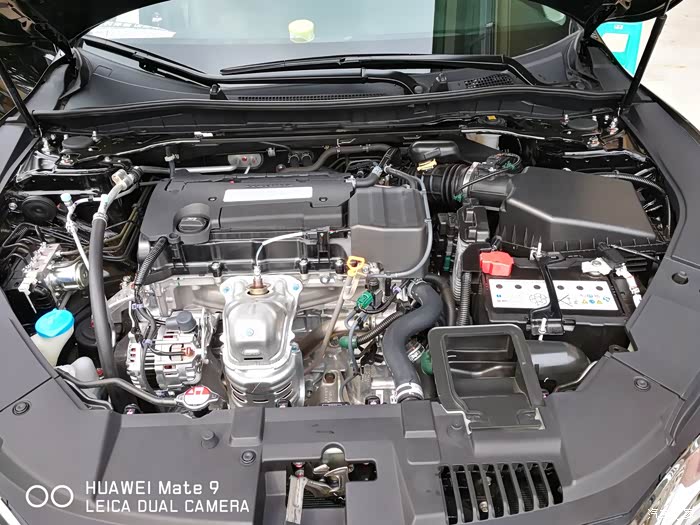 这个发动机线路布局真的无语 ,我的2.4都要比新雅阁整洁