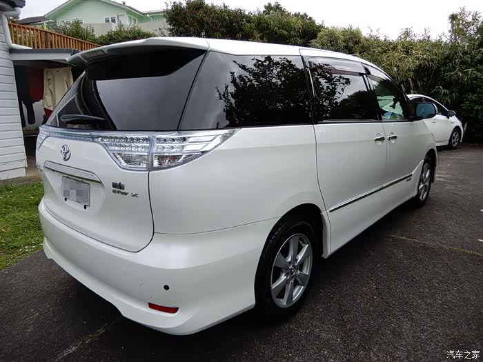 新西兰提二手混动estima(普瑞维亚)