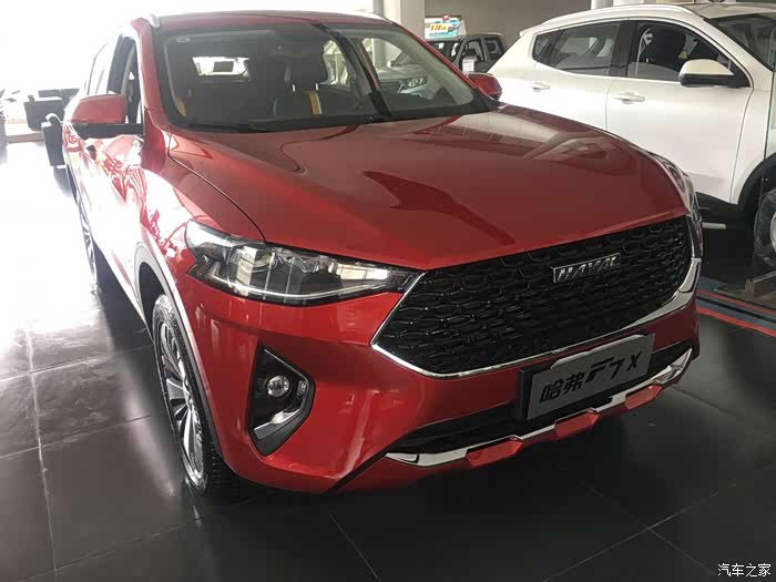 哈弗f7x#调皮扬州极地海洋世界走一走,遇见最耀眼的红色f