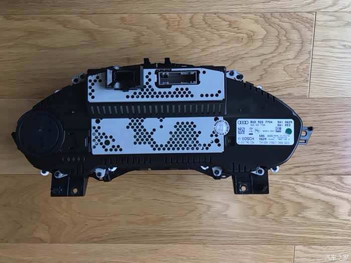 升级了一套虚拟仪表半液晶仪表盘有人要吗