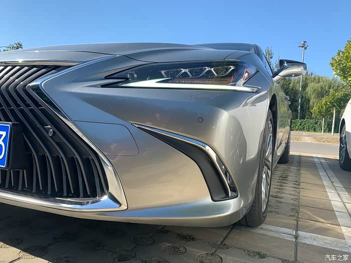 新老es十一同行出游16款es300h使用四年有感