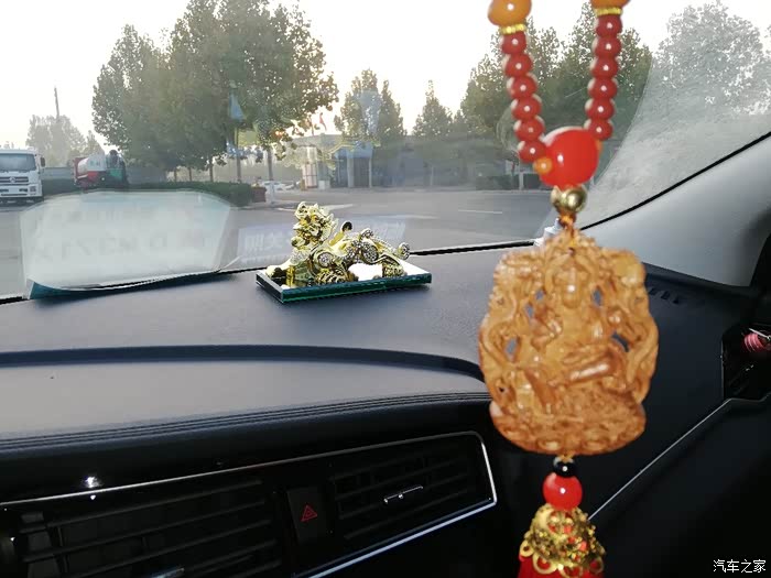 【图】摆个麒麟,效果看着不错_启辰d60论坛_汽车之家论坛