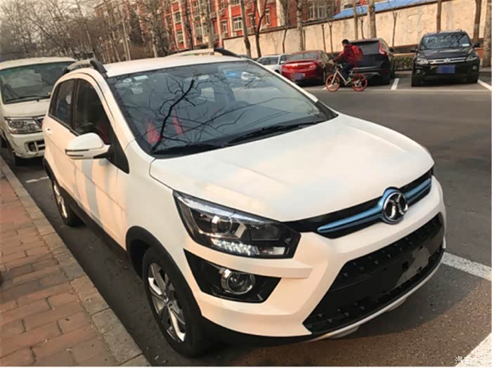 家用我选北汽新能源ex360