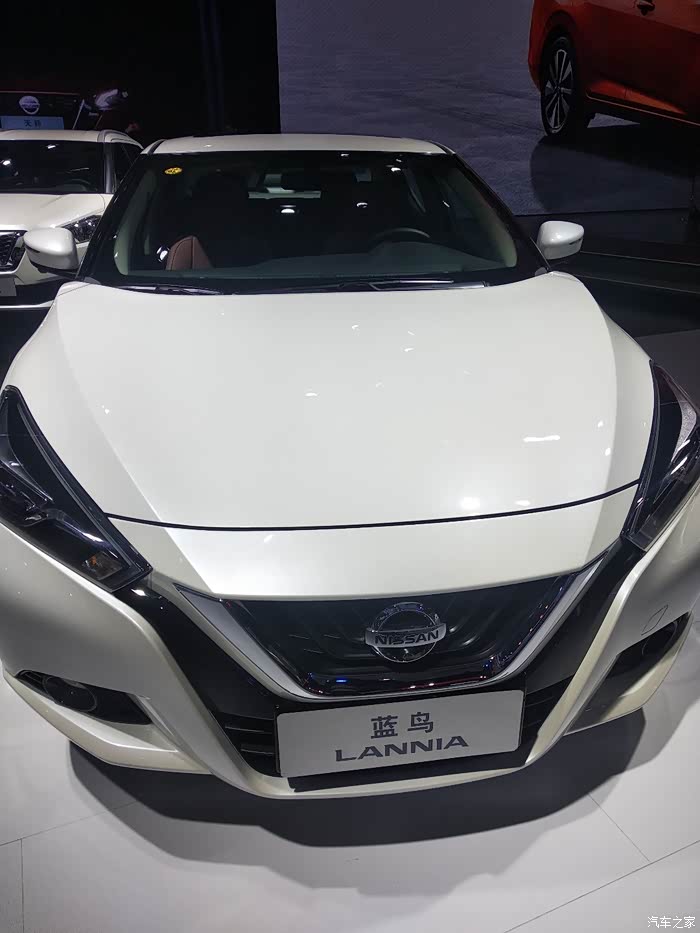 【图】【成都车展】东风日产蓝鸟,比较受年轻人的个性车型_成都车展