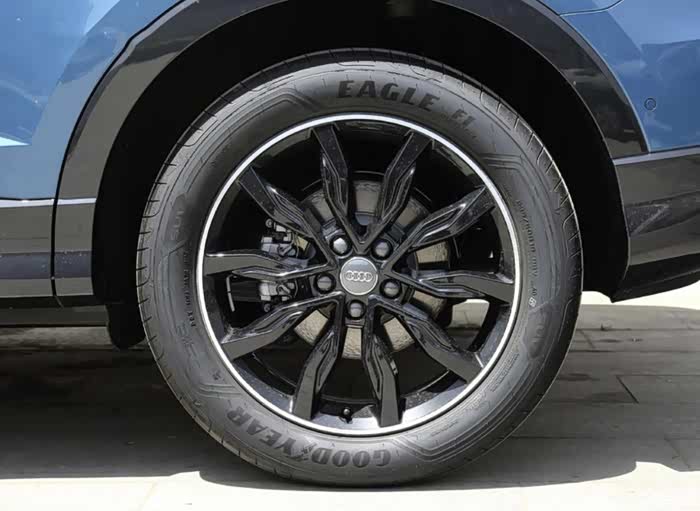 出道即巅峰,奥迪q3 sportback忠于性能,感观觉醒!