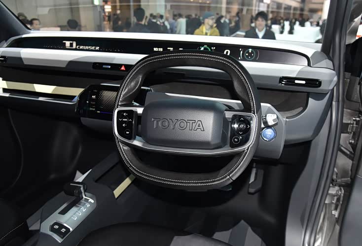 丰田tjcruiser给人的感觉还是比较惊艳的