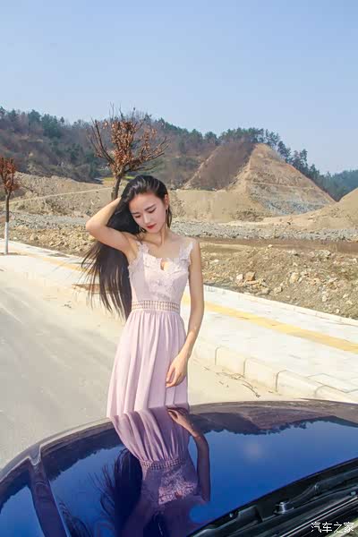 【美女车模】新年福利 祝大家新年快乐!我在十堰