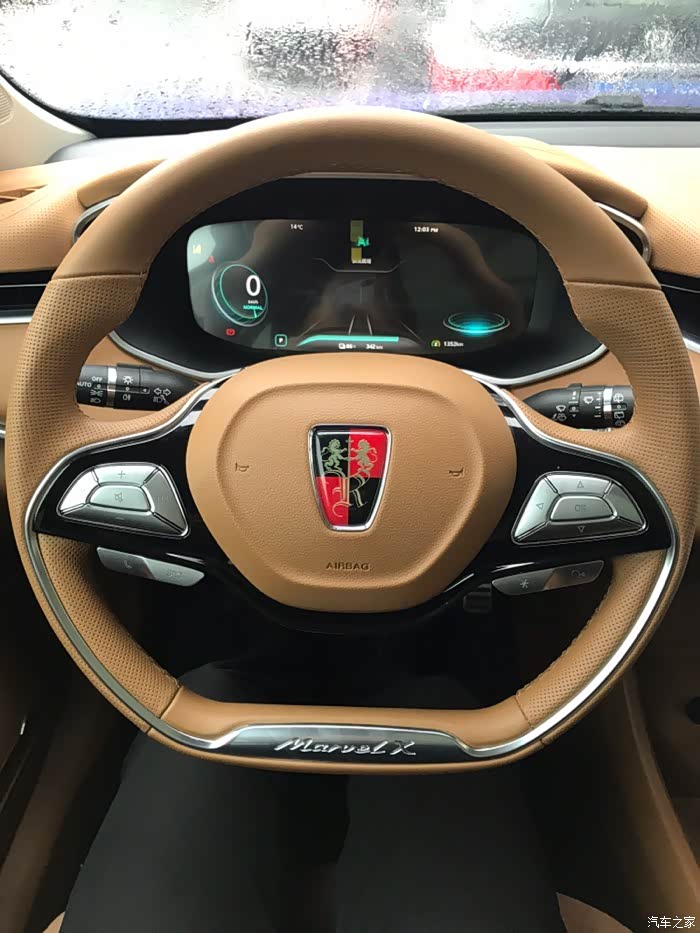 多功能两幅方向盘,带logo的哦