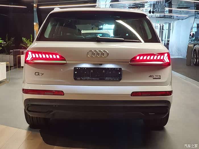 【图】那看看传统白色的q7,怎么说_奥迪q7新能源论坛_汽车之家论坛
