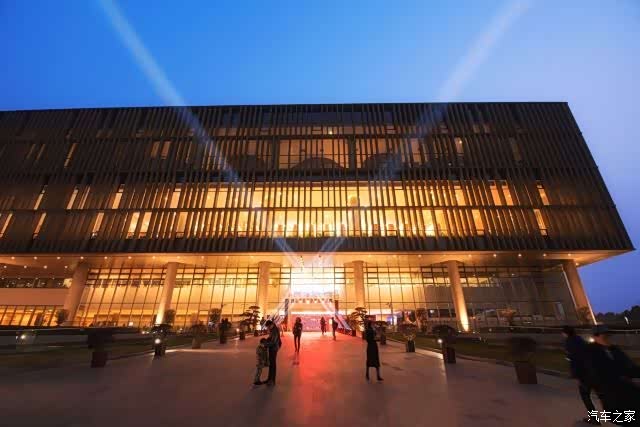 浦东第一图书馆