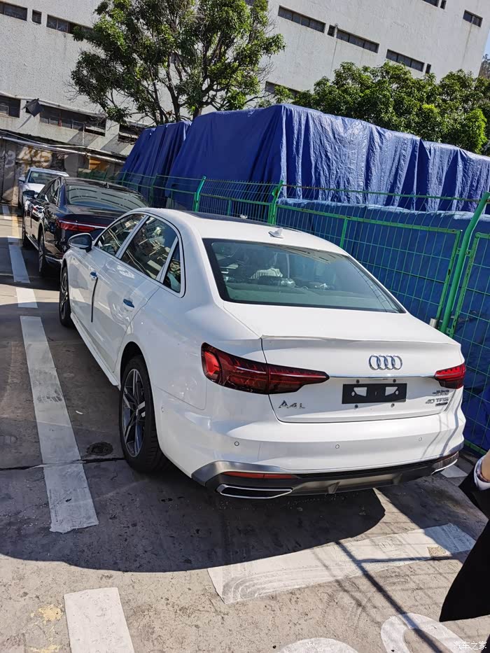 【图】a4l 20款 40 quattro 豪华动感提车作业_奥迪a4l论坛_汽车之家