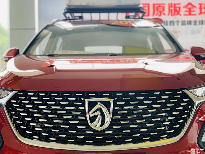 车标的马头正好是我老婆的生肖,好巧