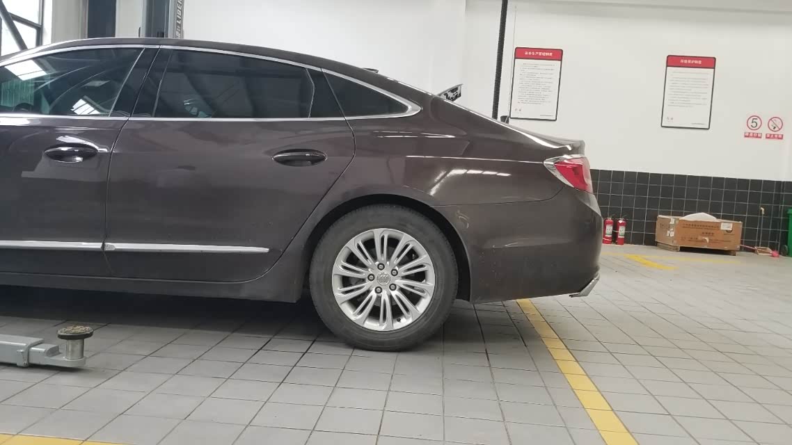 【图】1.5t君越改装美版顶配20寸轮毂_君越论坛_汽车之家论坛