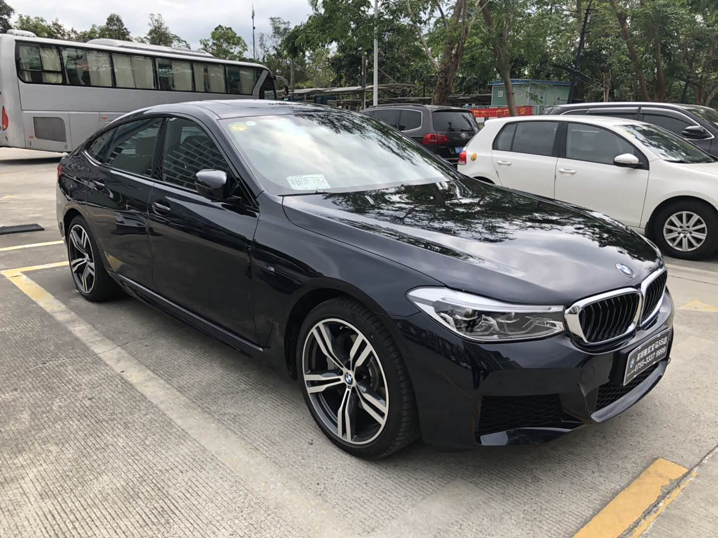 5842 | 回复: 21 宝马6系gt论坛 【深圳炭黑640gt定妆照】