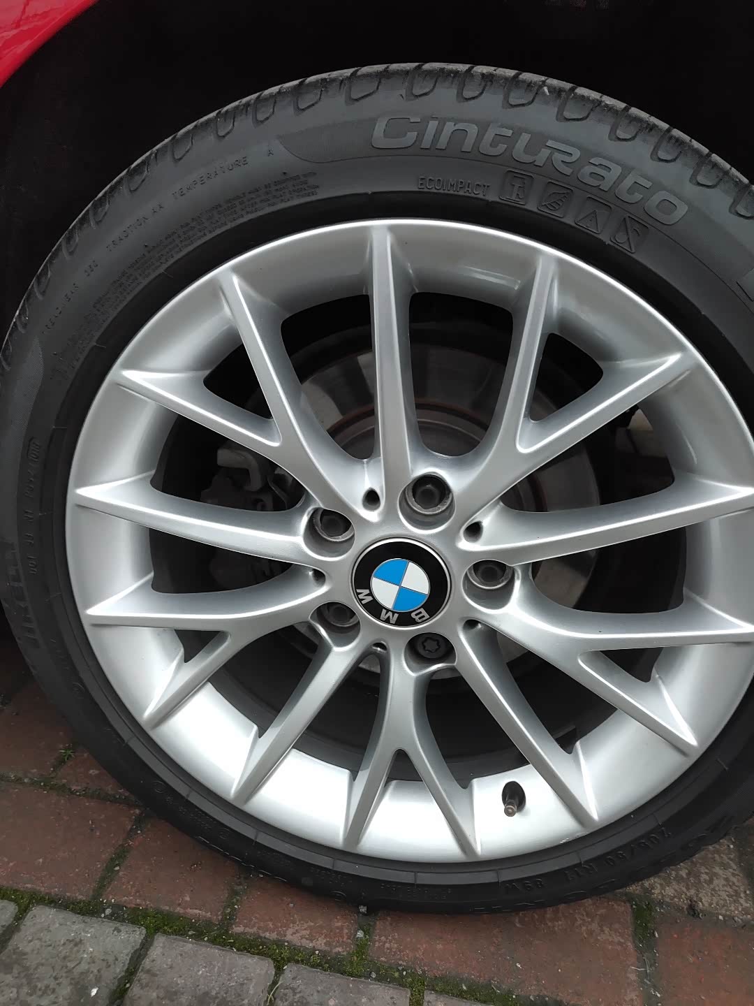 120i领先型轮毂j值是几?