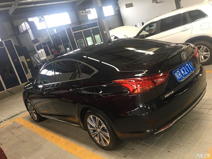 睿骋cc有黑色的吗