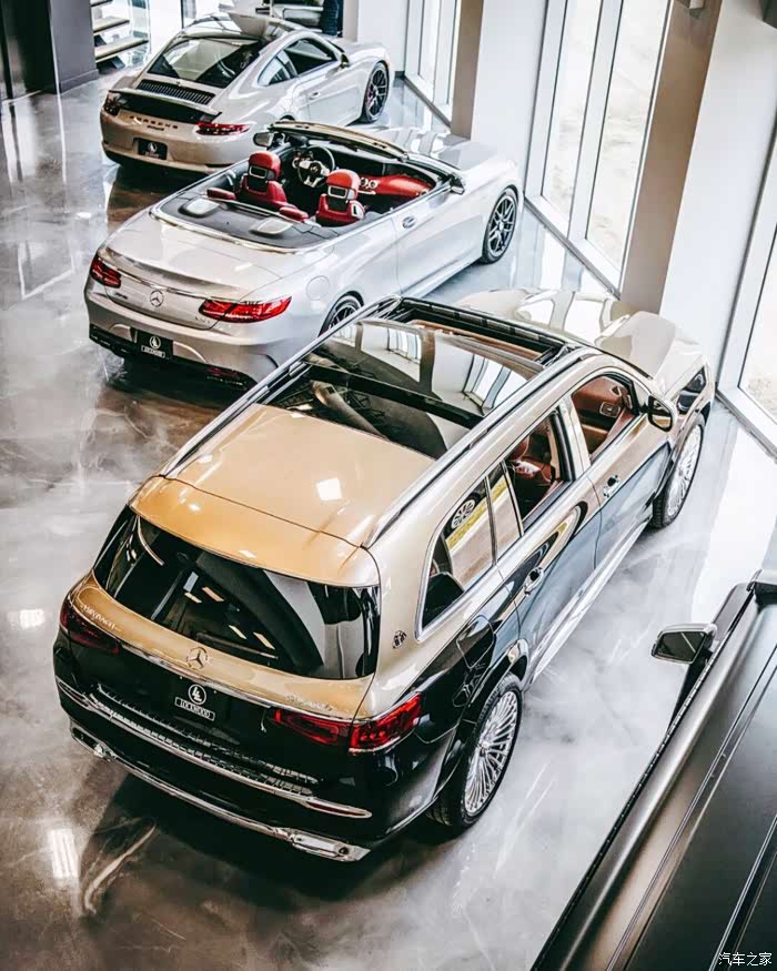 maybach gls600 ,这双色车漆挺漂亮