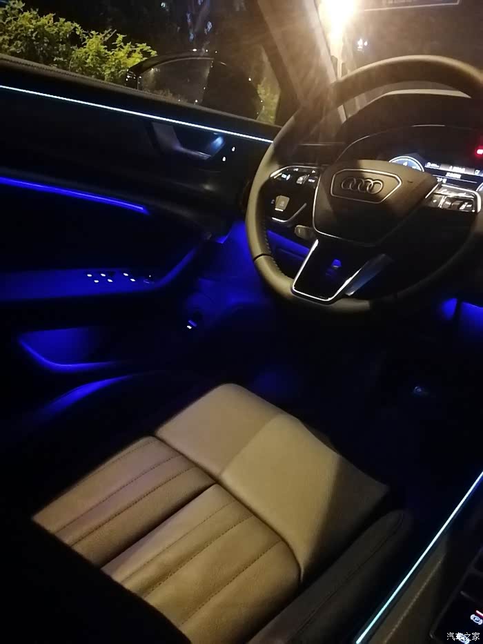 【图】给大家发几张夜晚氛围灯原厂的图片_奥迪a6l/a6(进口)论坛_汽车