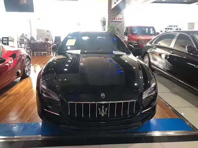 进店实拍玛莎拉蒂总裁,豪华大气,梦想之车啊.