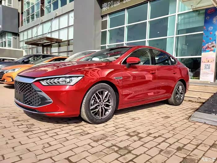 秦plus红色很惊艳