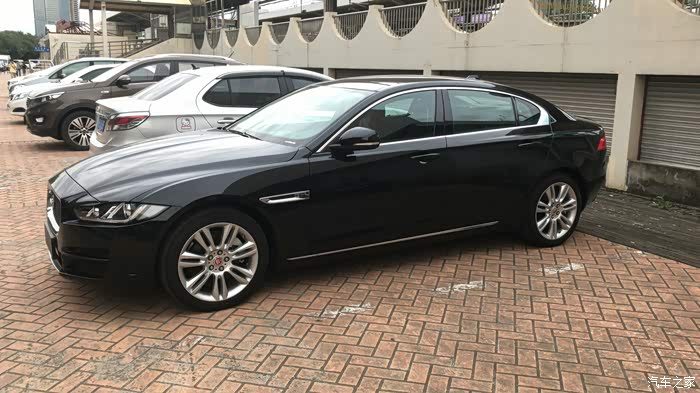 98小哥 已定捷豹黑色尊享!