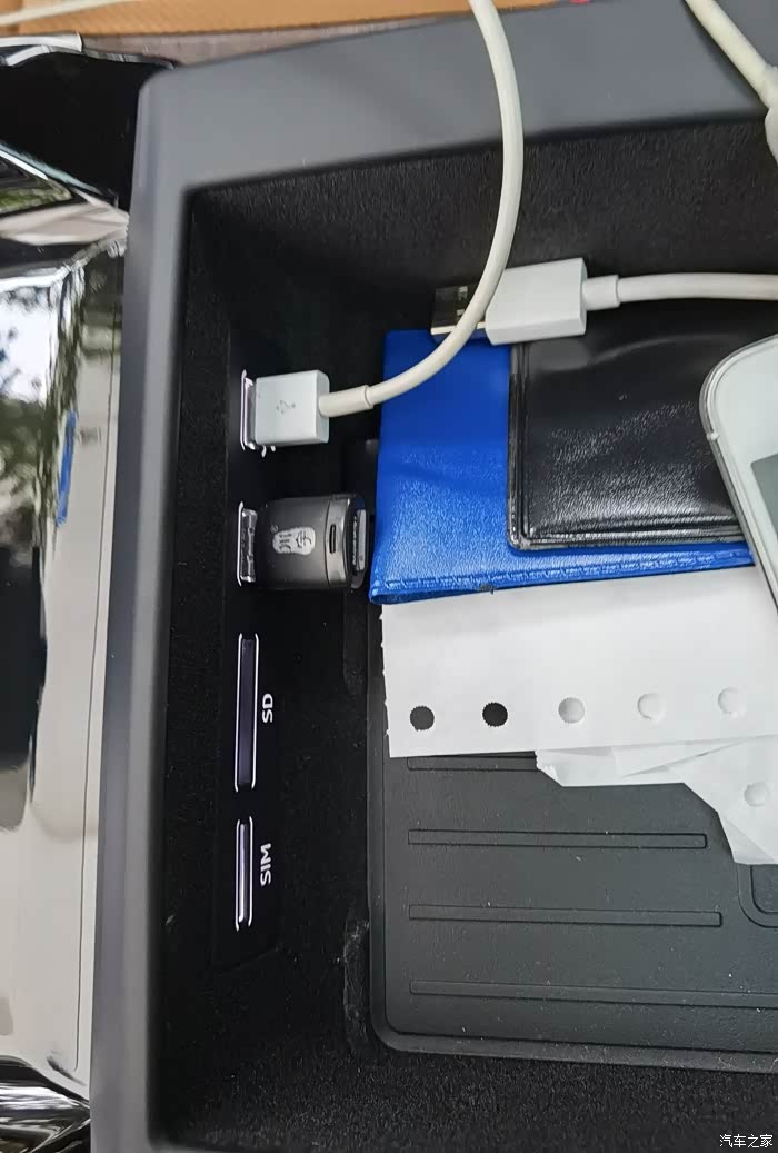 【图】请问2020款 a8的hdmi接口在哪里_奥迪a8论坛_汽车之家论坛