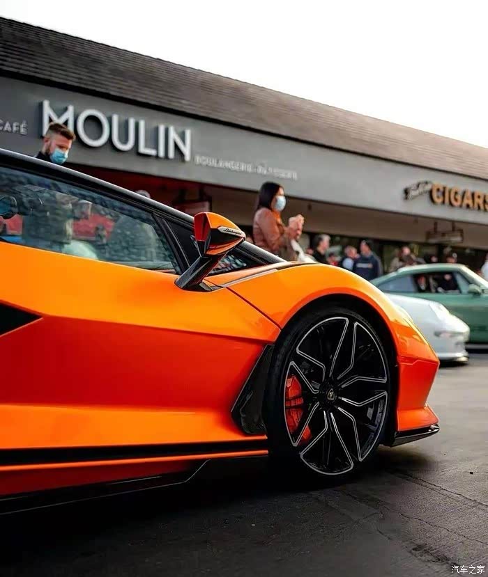 炫酷的颜色,个性的车型