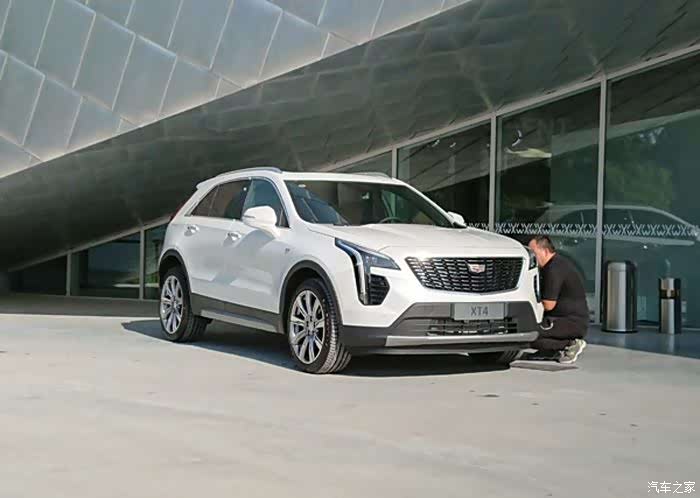 8月29日上市 国产凯迪拉克xt4实车曝光