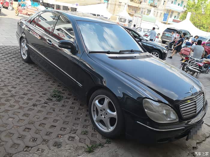 w220奔驰s600,时隔多年,气场依旧.
