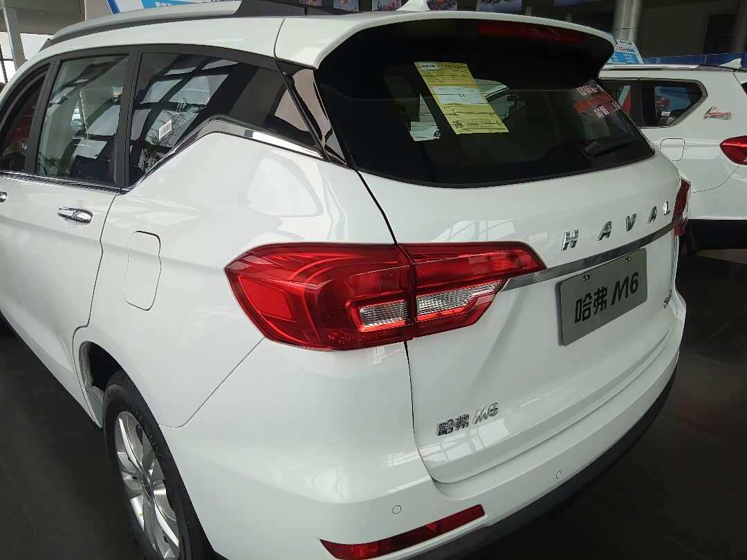 领略哈弗m6风采