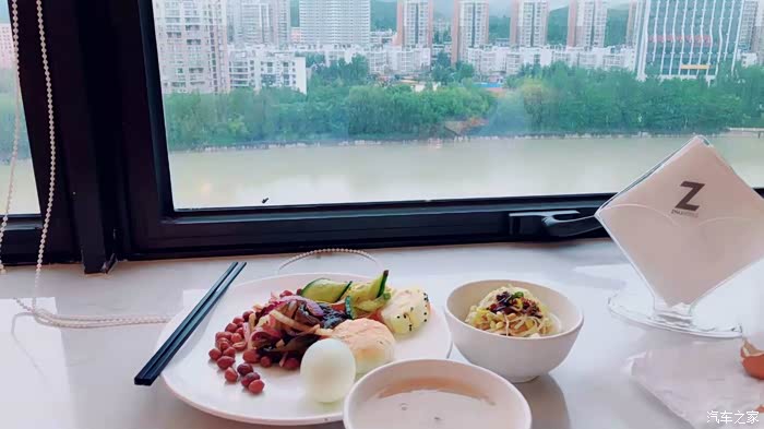 早潮漫酒店吃早餐