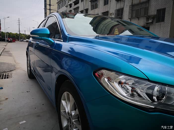 告别街车,蒙迪欧孔雀蓝改色贴膜