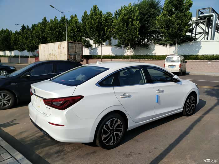 情定"逸动"-第二代逸动18款自动领尚提车日记