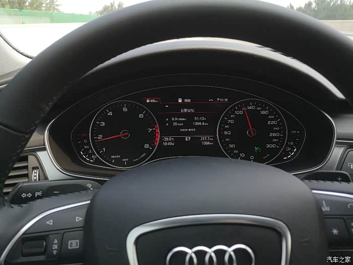 2018款奥迪a6跑了一个半月看看日常油耗