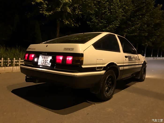 【爱车写真季】ae86第二弹,秋名山神车与上原美佳