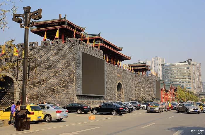 自驾游之巴国城