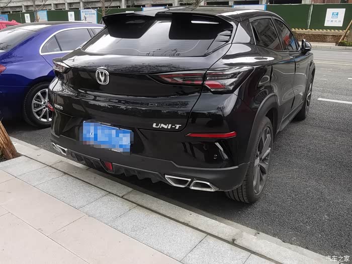 静态观摩造型前卫沉稳大气的黑色长安unit