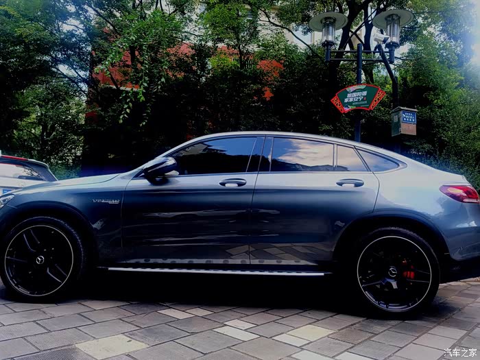 【图】有没有glc 260轿跑改装过轮毂的来点图欣赏_奔驰glc论坛_汽车之