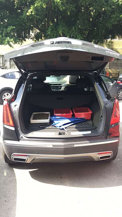 无缰自在身,奔跑自由路—凯迪拉克xt5提车记