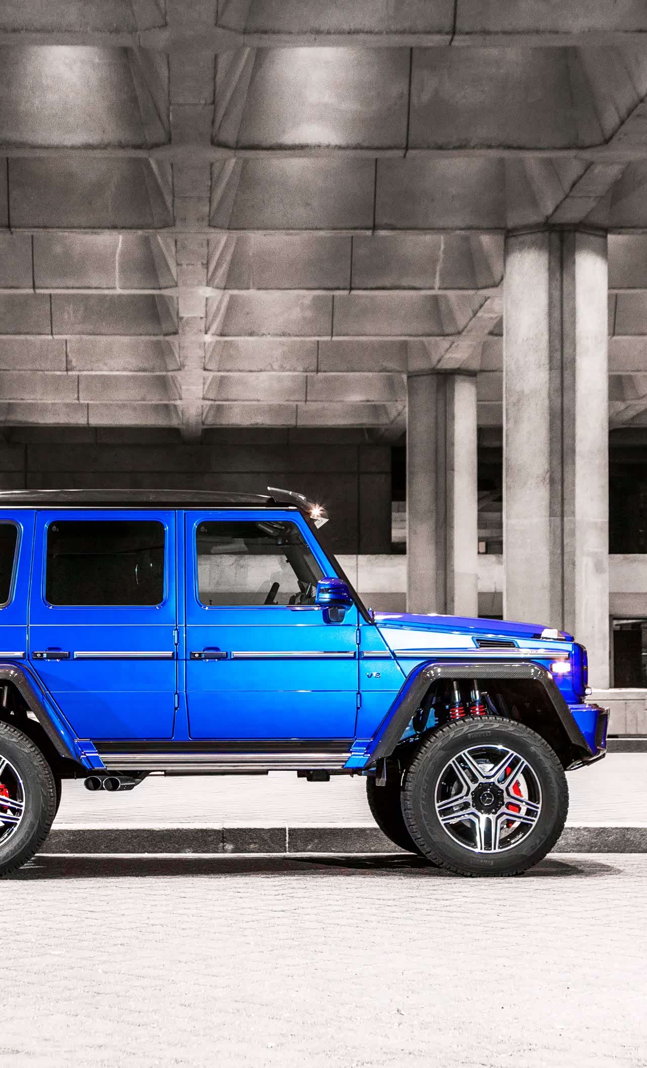 蓝色外观增加了几分精致和时尚.