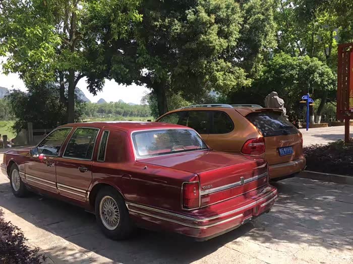 自己收藏的93年林肯城市46