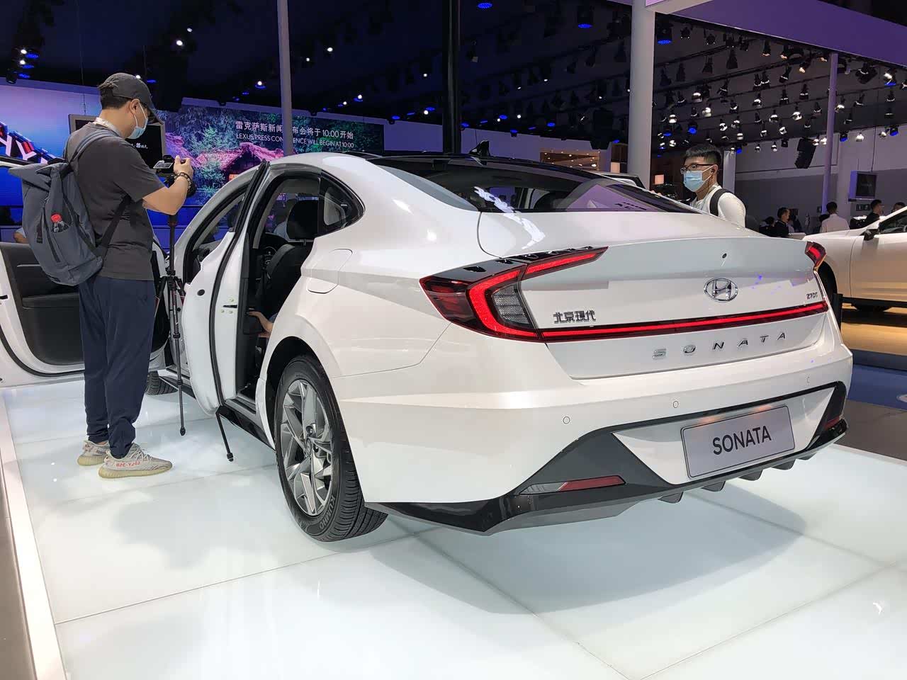 第十代全新索纳塔车展实拍