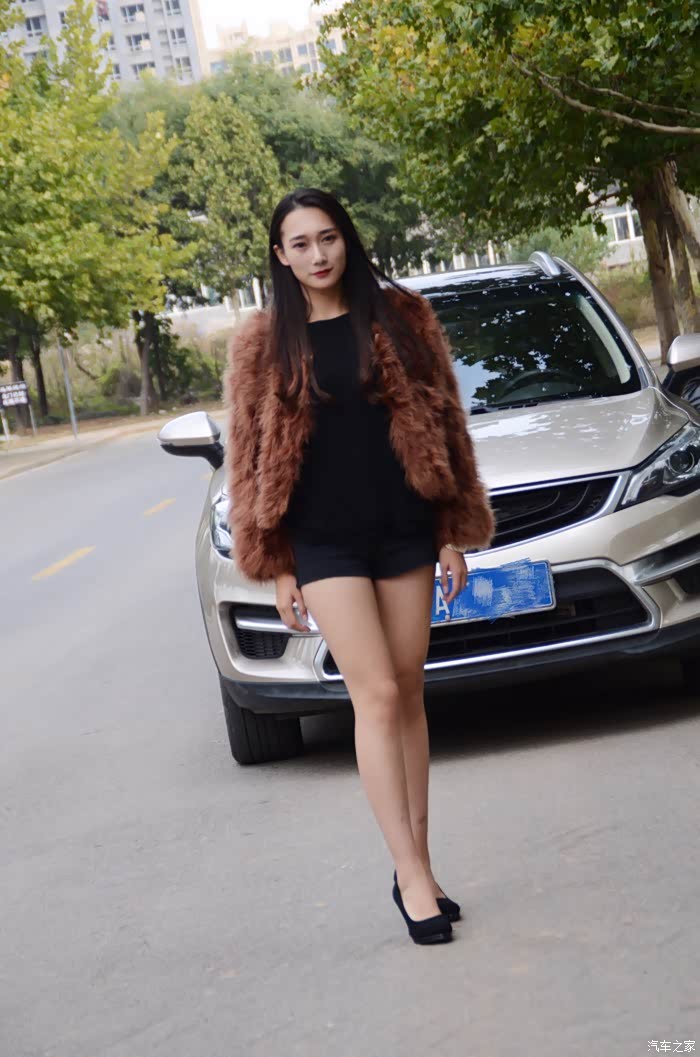 济南帝豪gs车友会东方古典美女大长腿很性感女神当车模