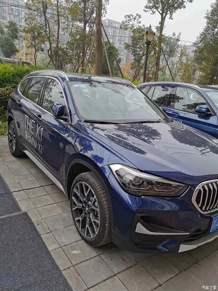 宝马x1什么颜色最好看,大家来投下票