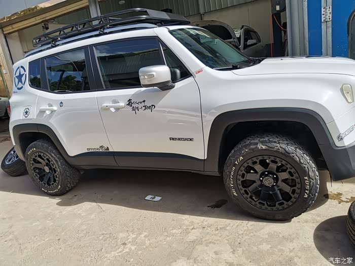 出黑犀牛17寸自由侠轮毂铁骐轮胎一套