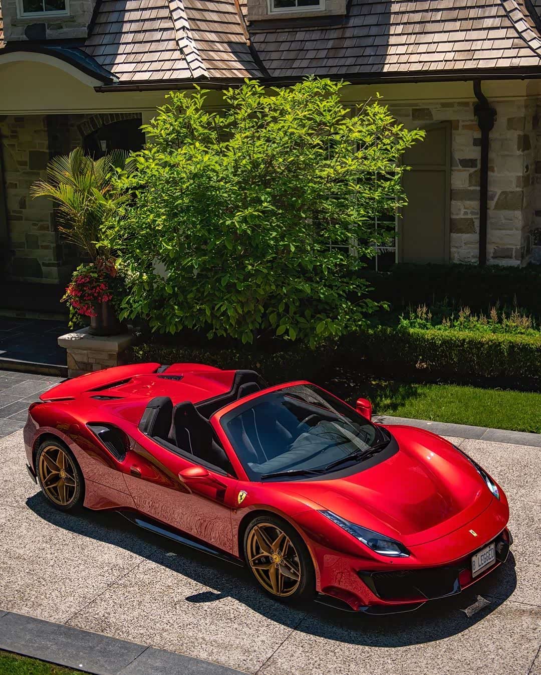 多伦多,法拉利488 pista spider