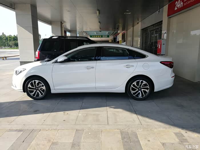 四川长安长安逸动二代随我意动陪我的1000公里